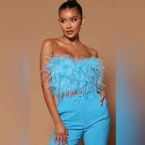 Turquoise, Feathery, Crop Top, Size Medium, Gorgeous Top